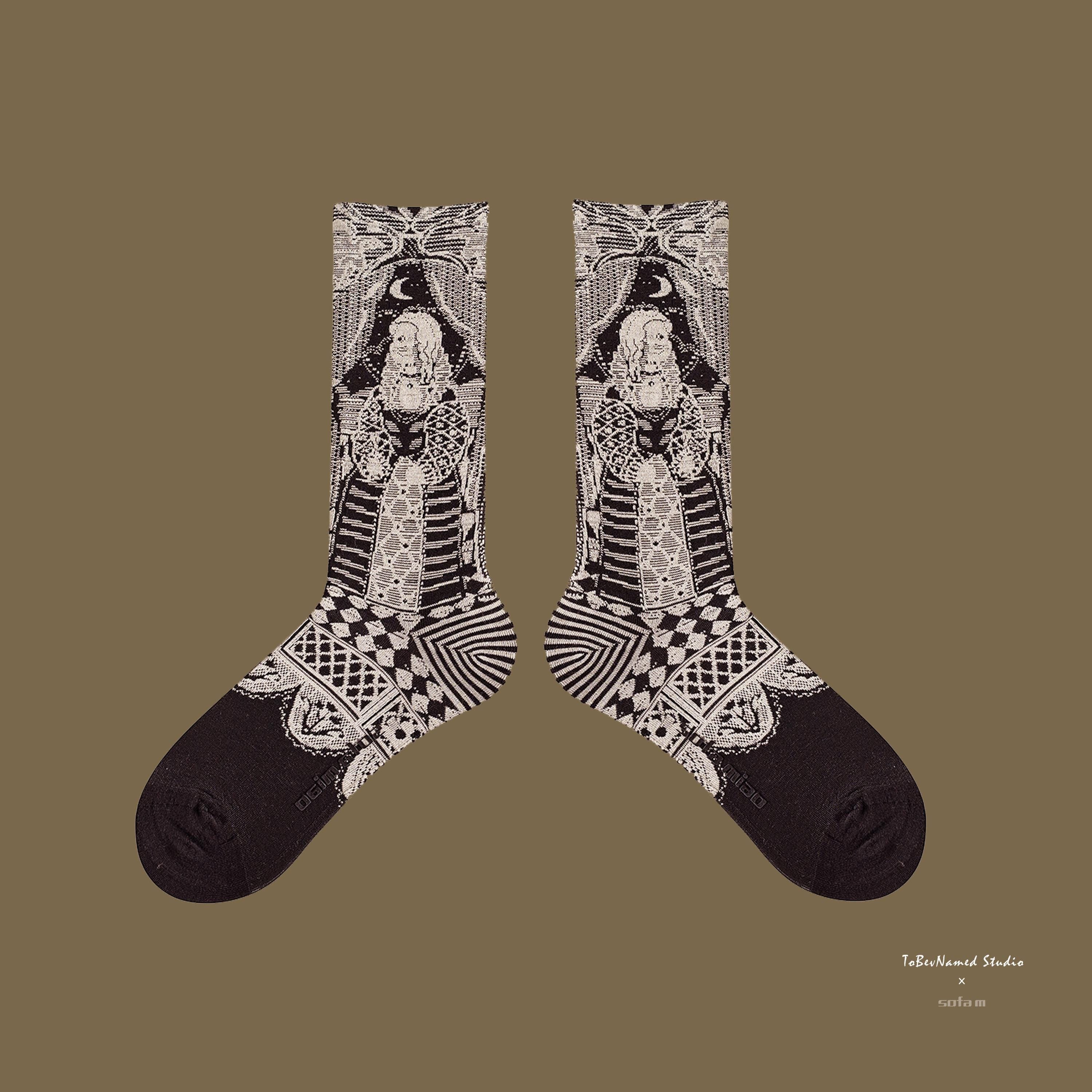 SECRETE CASTLE Socks