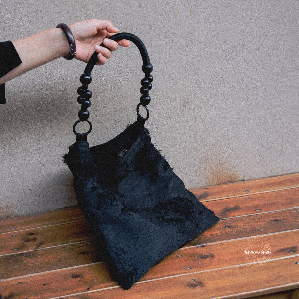 SHADES of KURO Tote