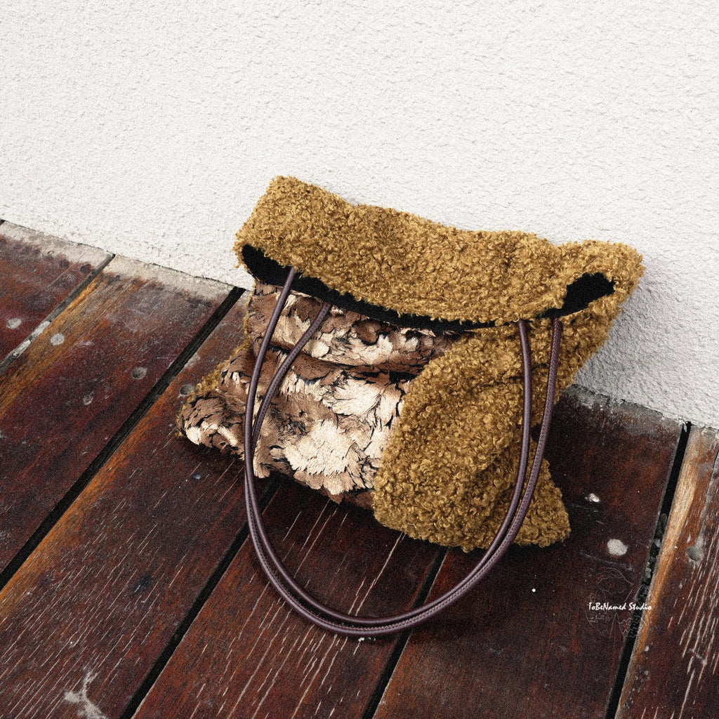 HERCULES FEATHER Panel Textile Art Tote
