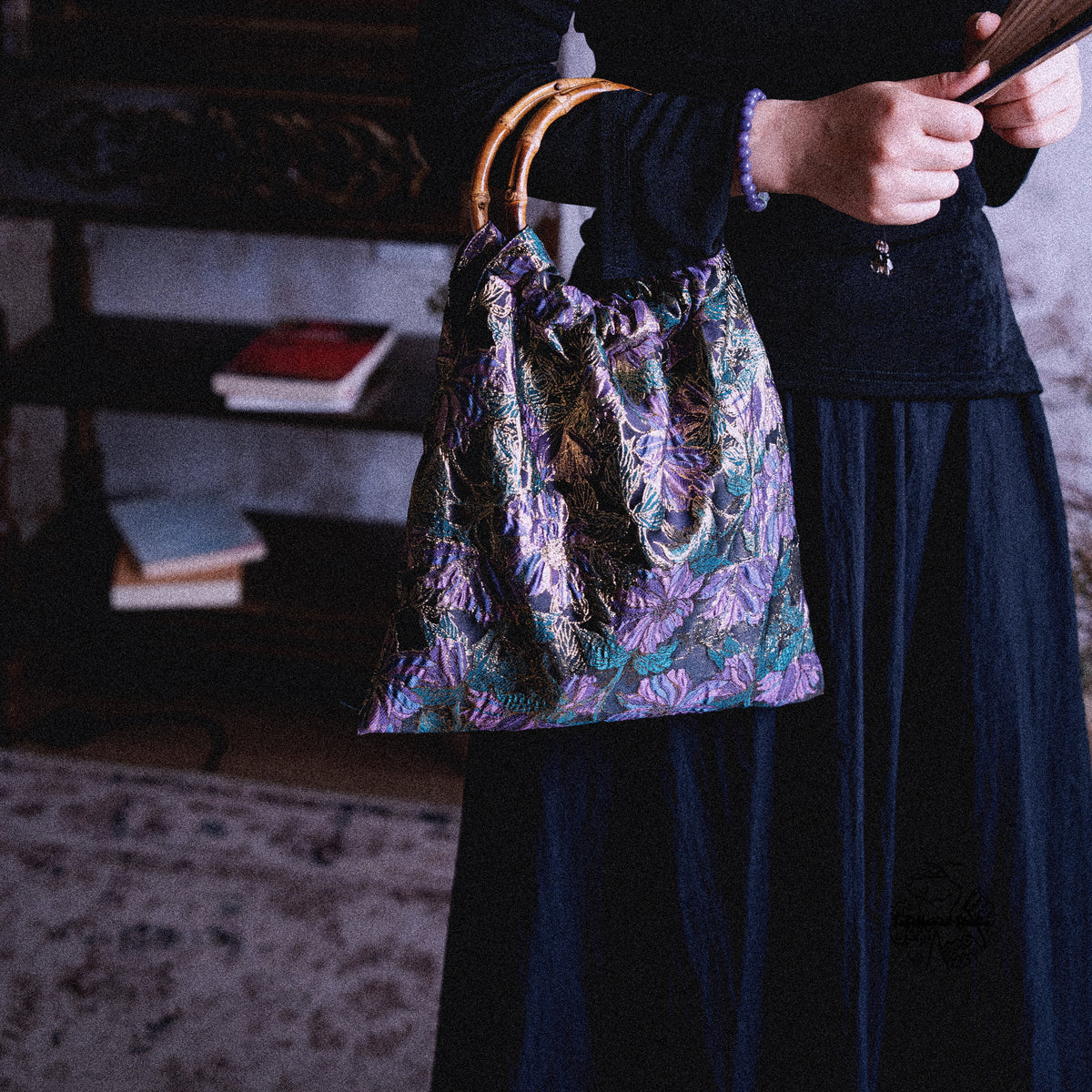 VIOLETTOMANIA Purple Floral Jacquard Bamboo Handbag