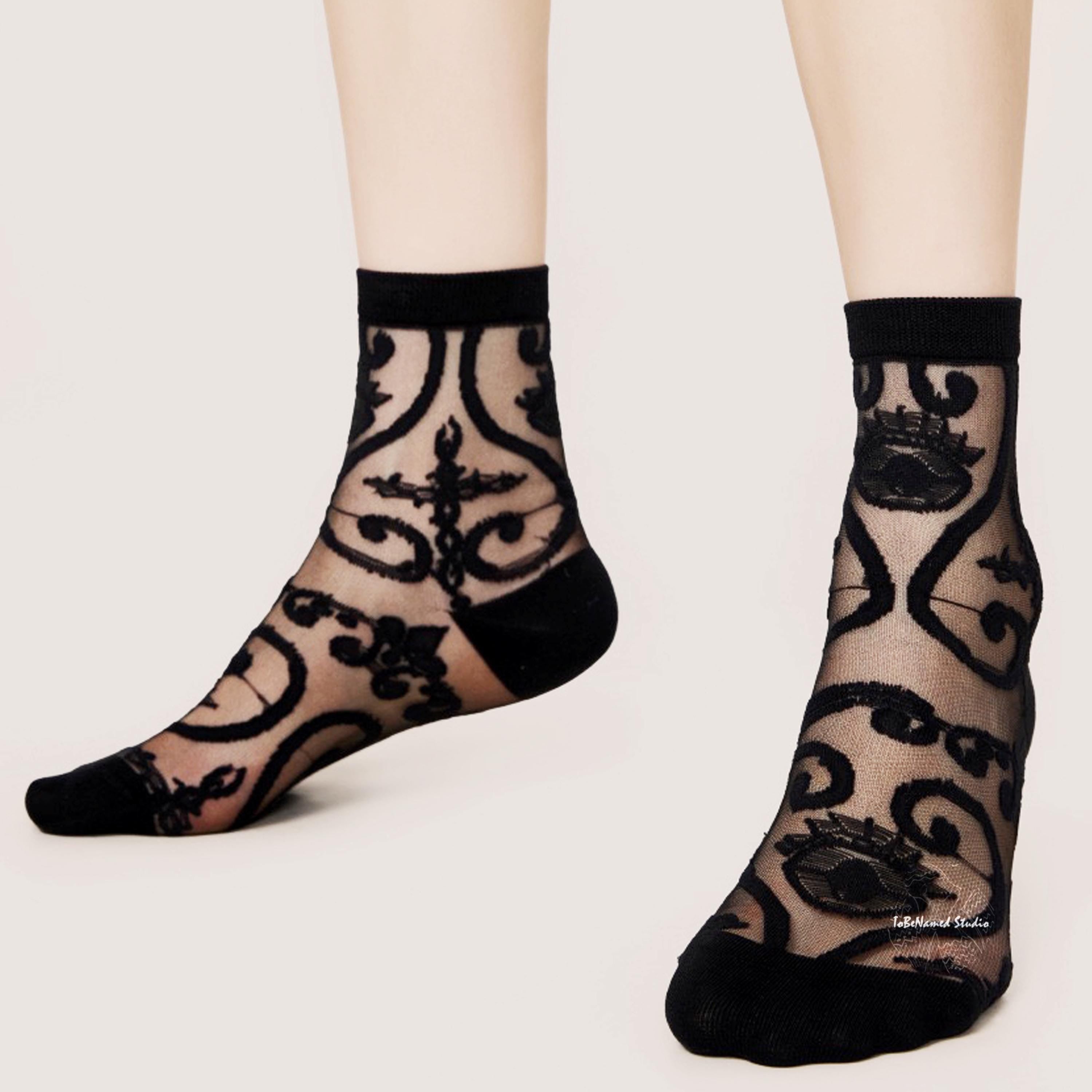 GOTHIC LACE Socks