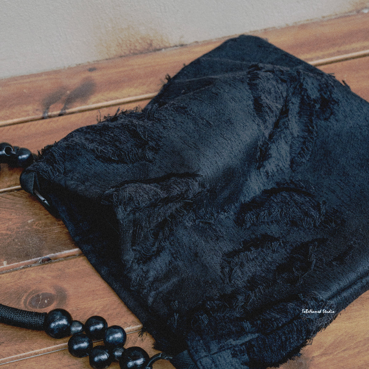 SHADES of KURO Tote