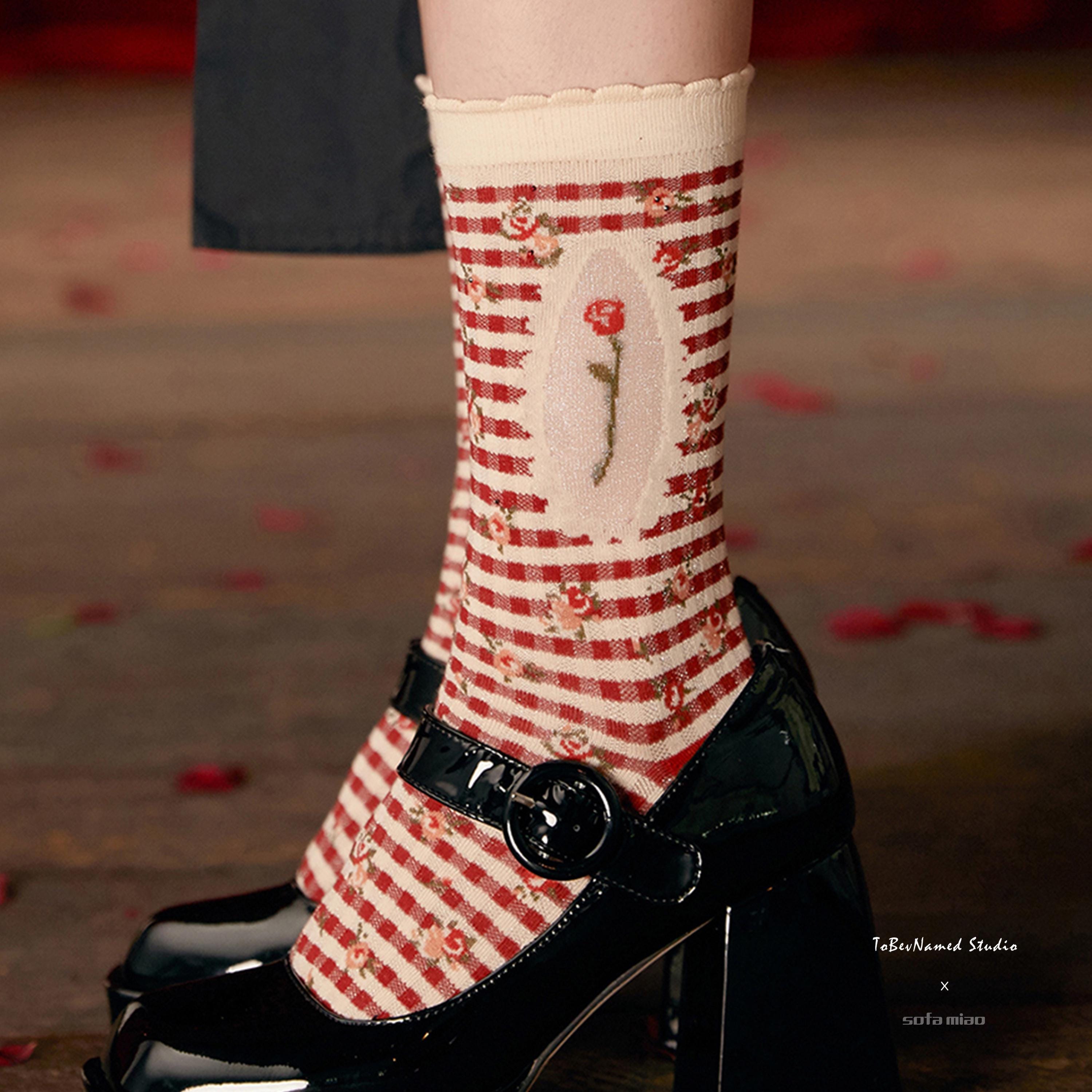FROZEN ROSE Socks