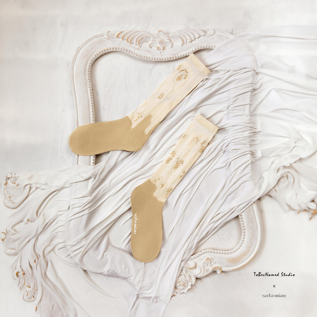 FLOURISH IN RUINS Socks