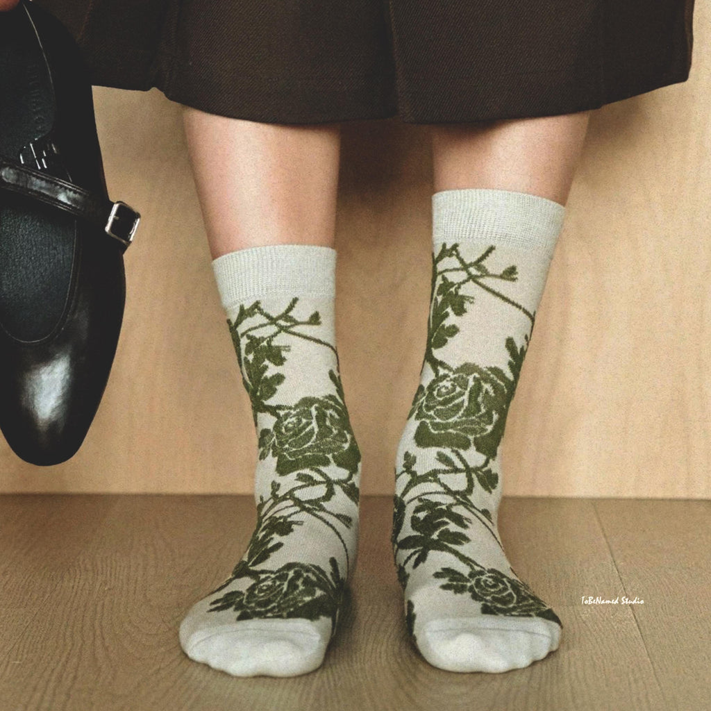 ENCHANTED VINES Socks