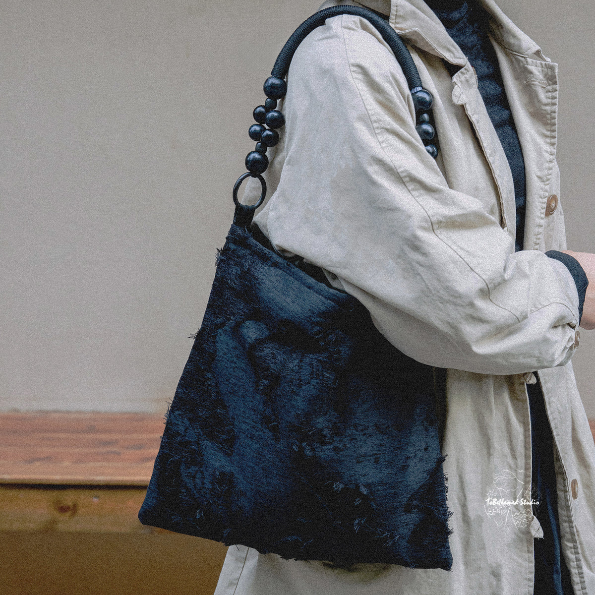 SHADES of KURO Tote