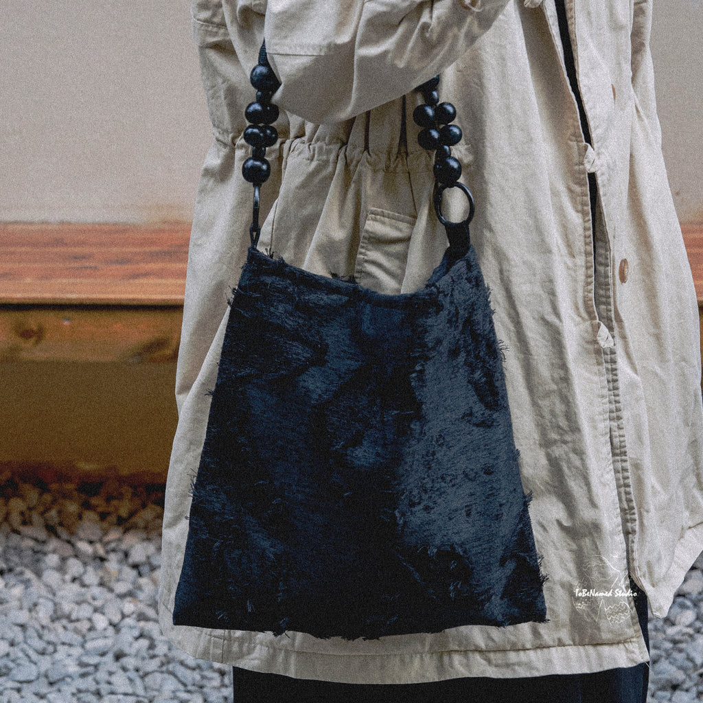 SHADES of KURO Tote