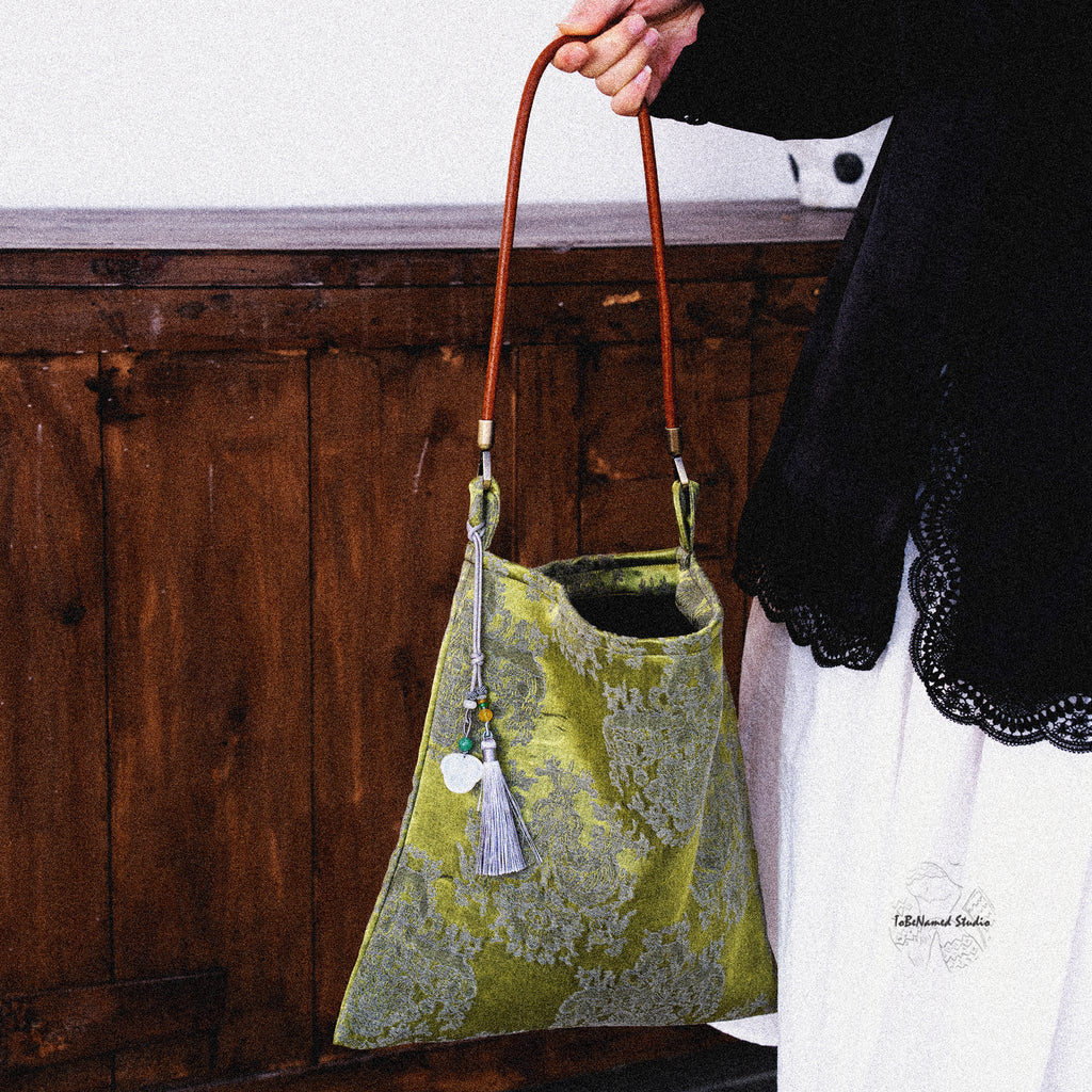 EMPRESS JADE Tote Bag