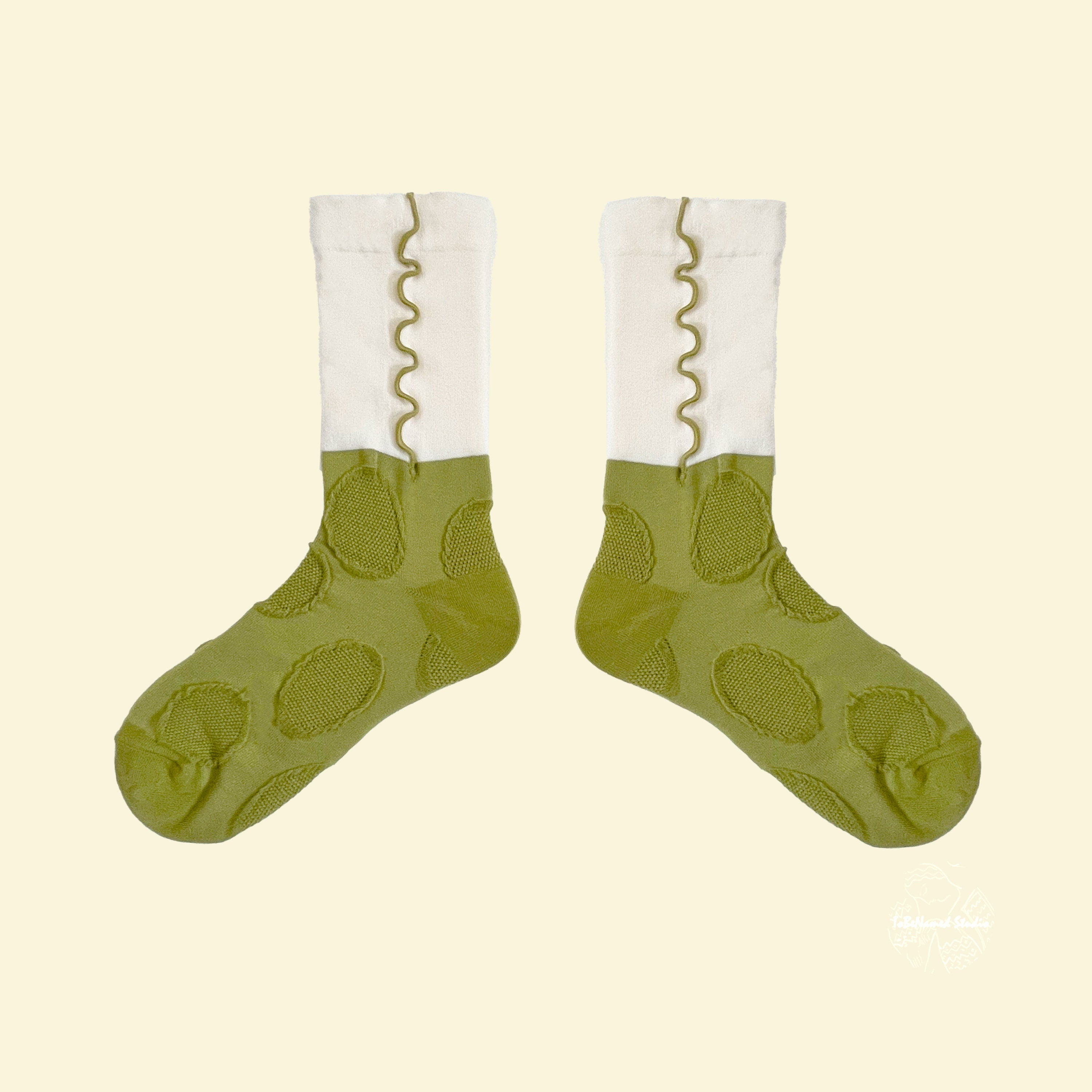 GREEN PLUM Socks