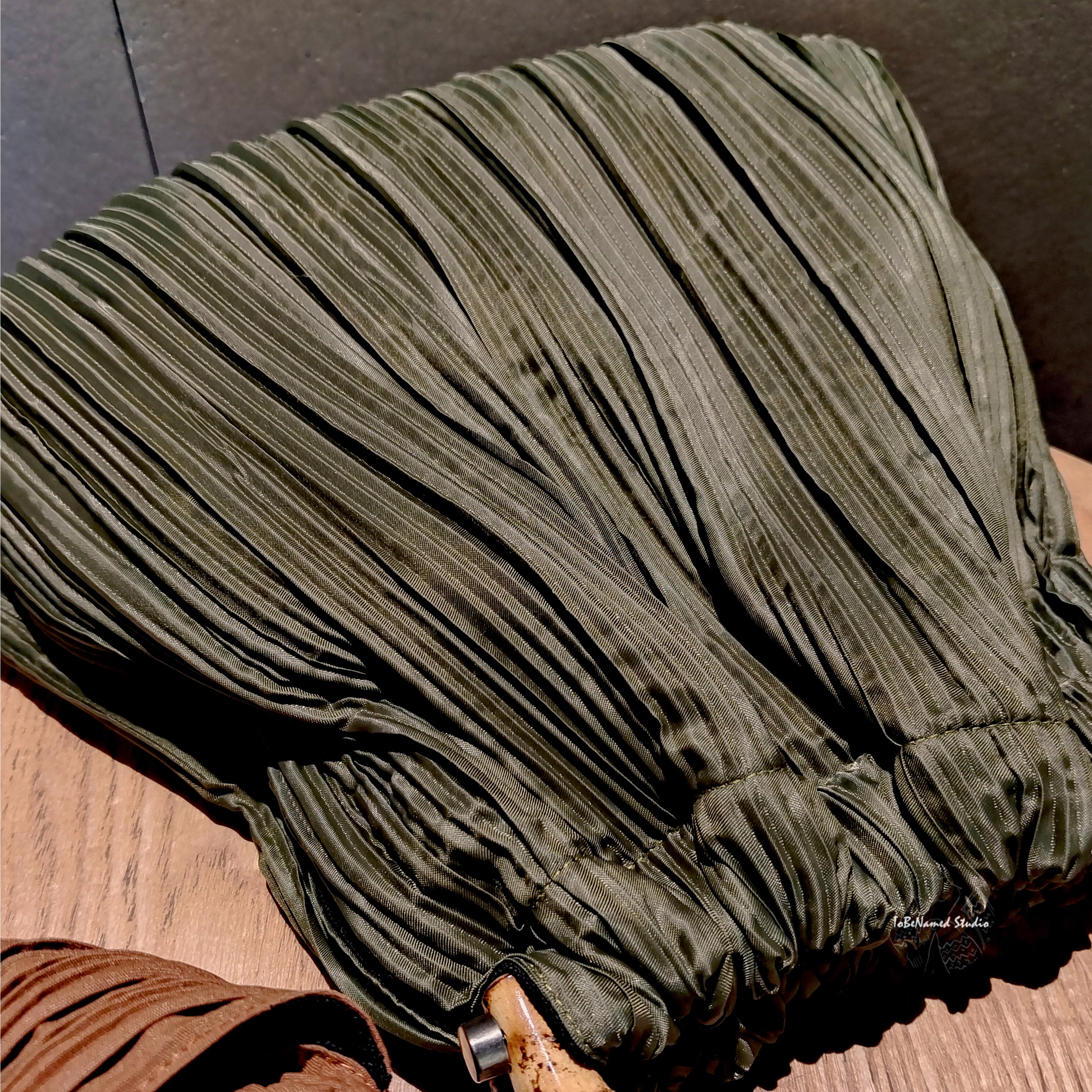 PLEAT STILLNESS Bag