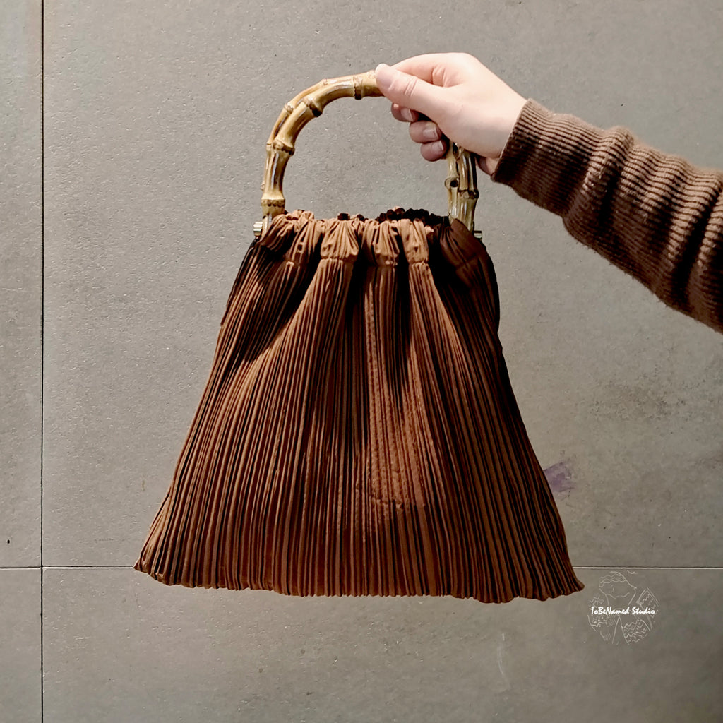 PLEAT STILLNESS Bag