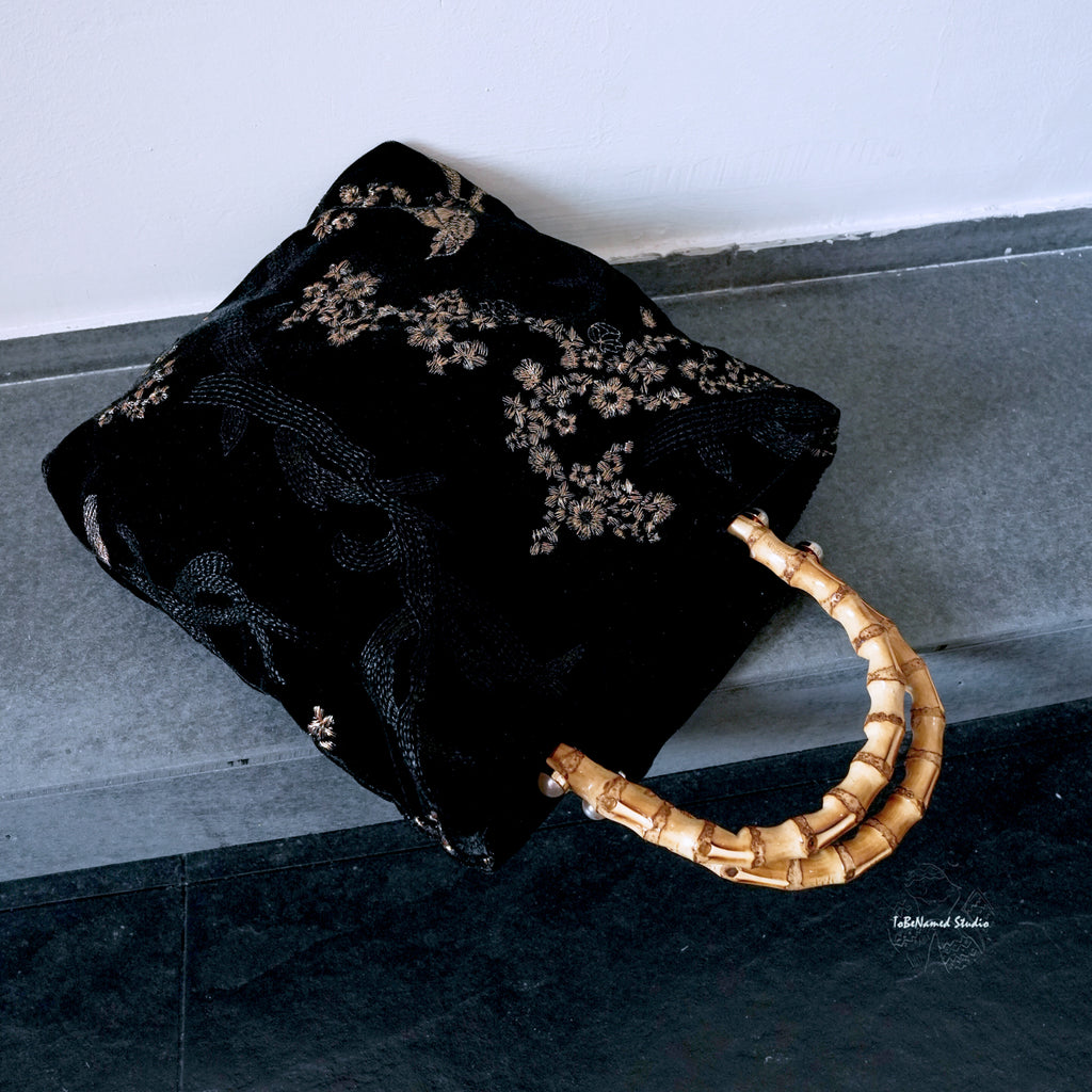 GILDED NIGHTINGALE Handbag