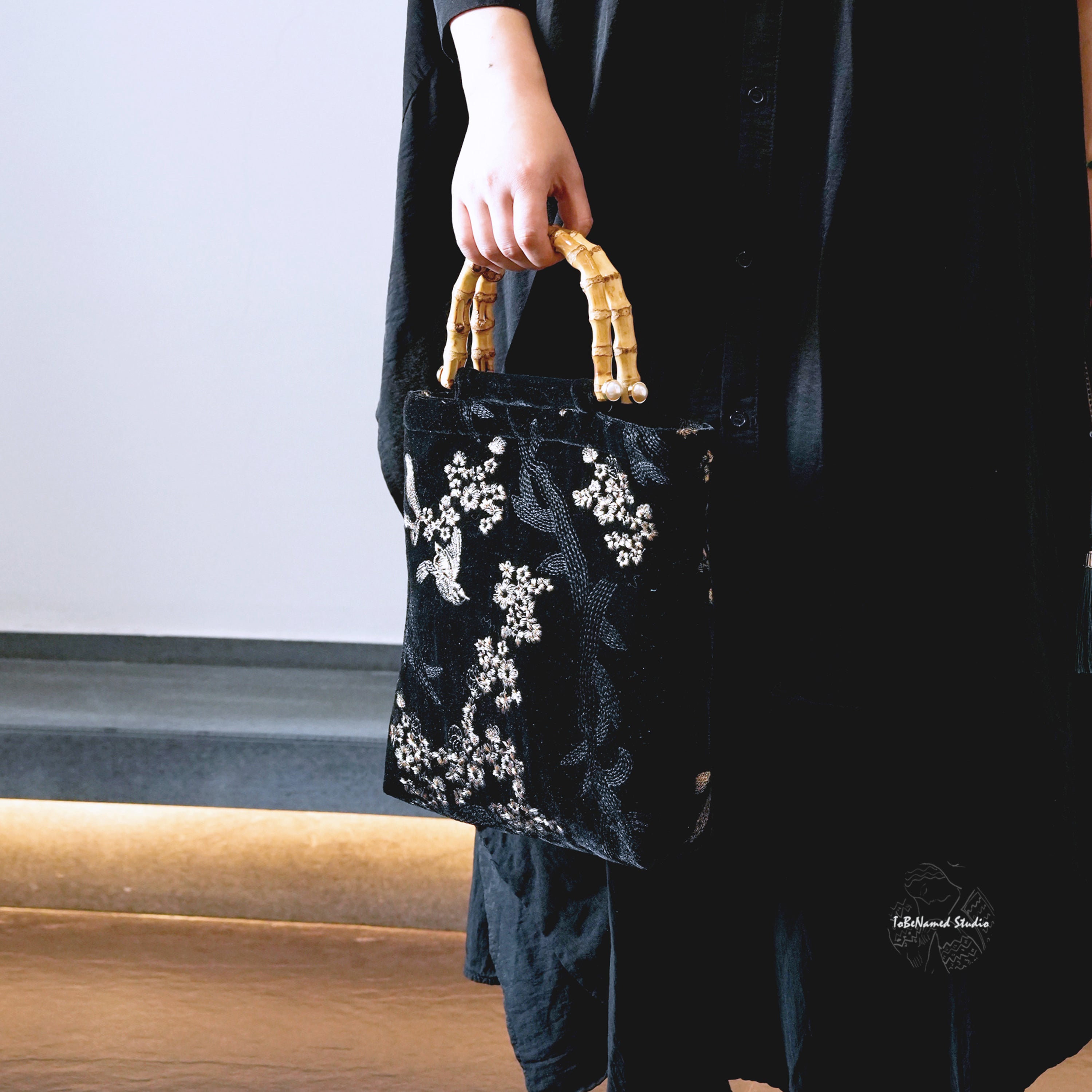 GILDED NIGHTINGALE Handbag