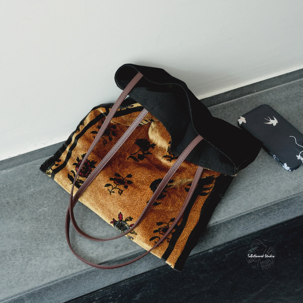 FALL in PARIS Tote Bag