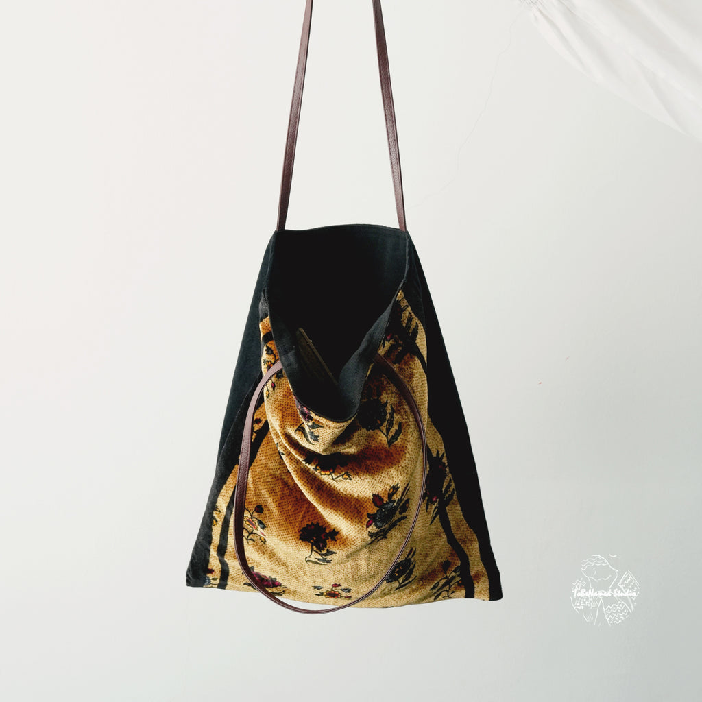 FALL in PARIS Tote Bag