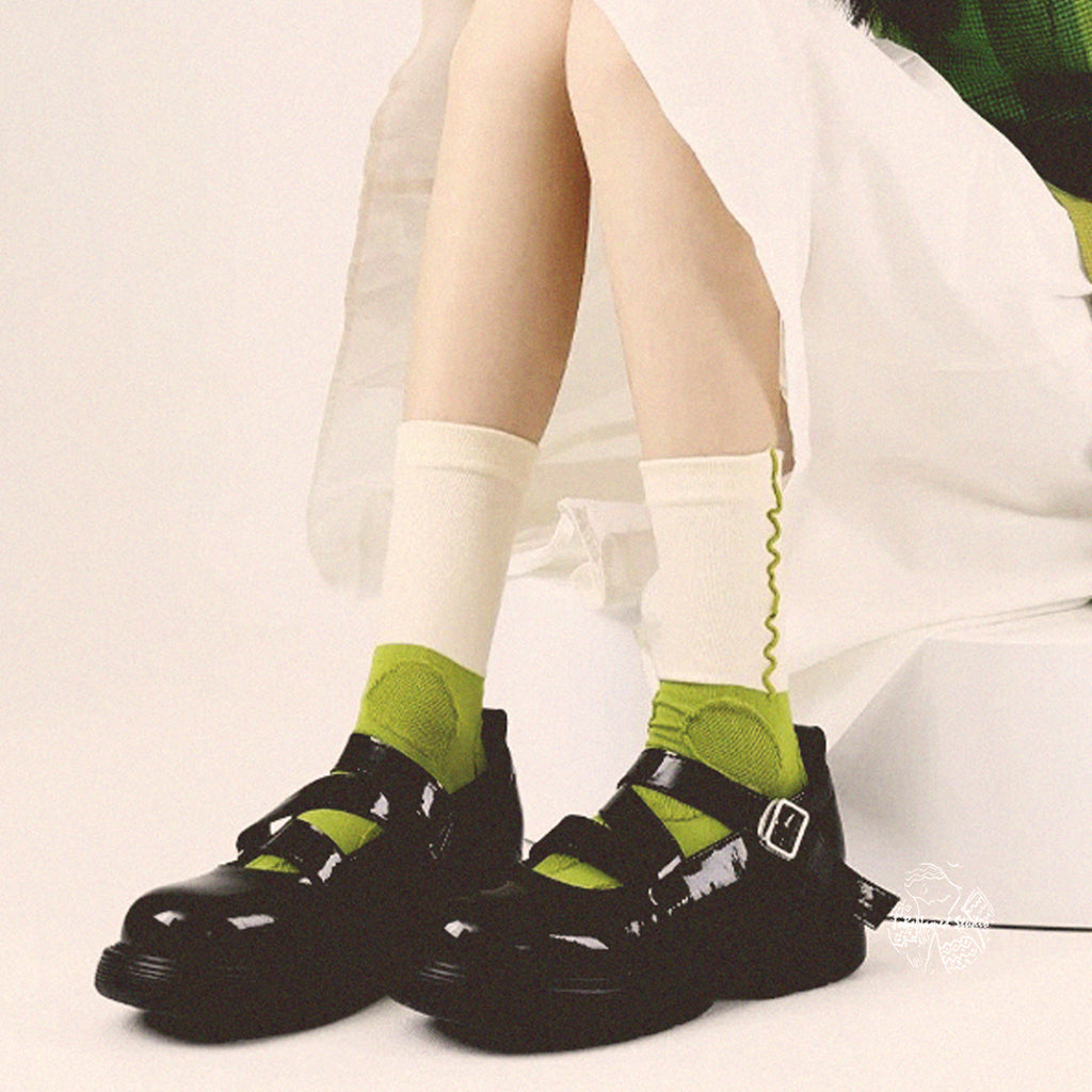 GREEN PLUM Socks