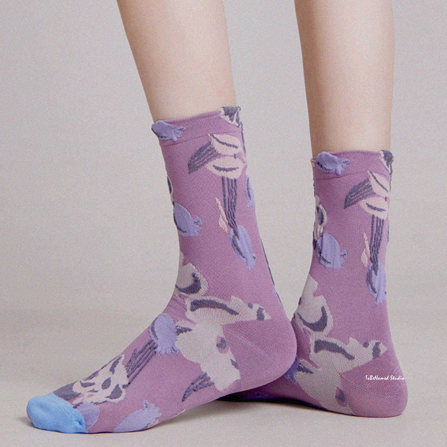 MOONLIT IRIS Socks