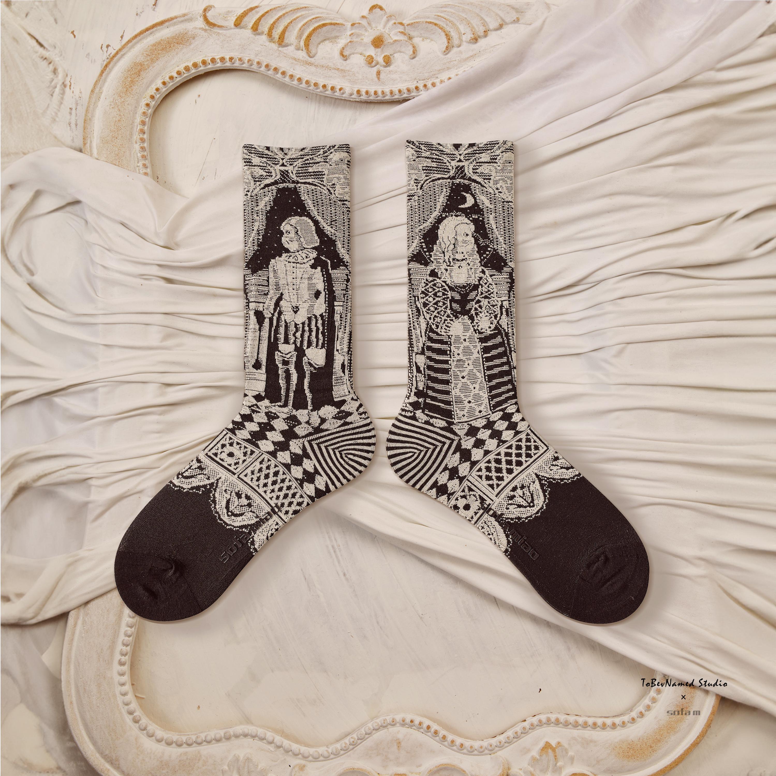 SECRETE CASTLE Socks