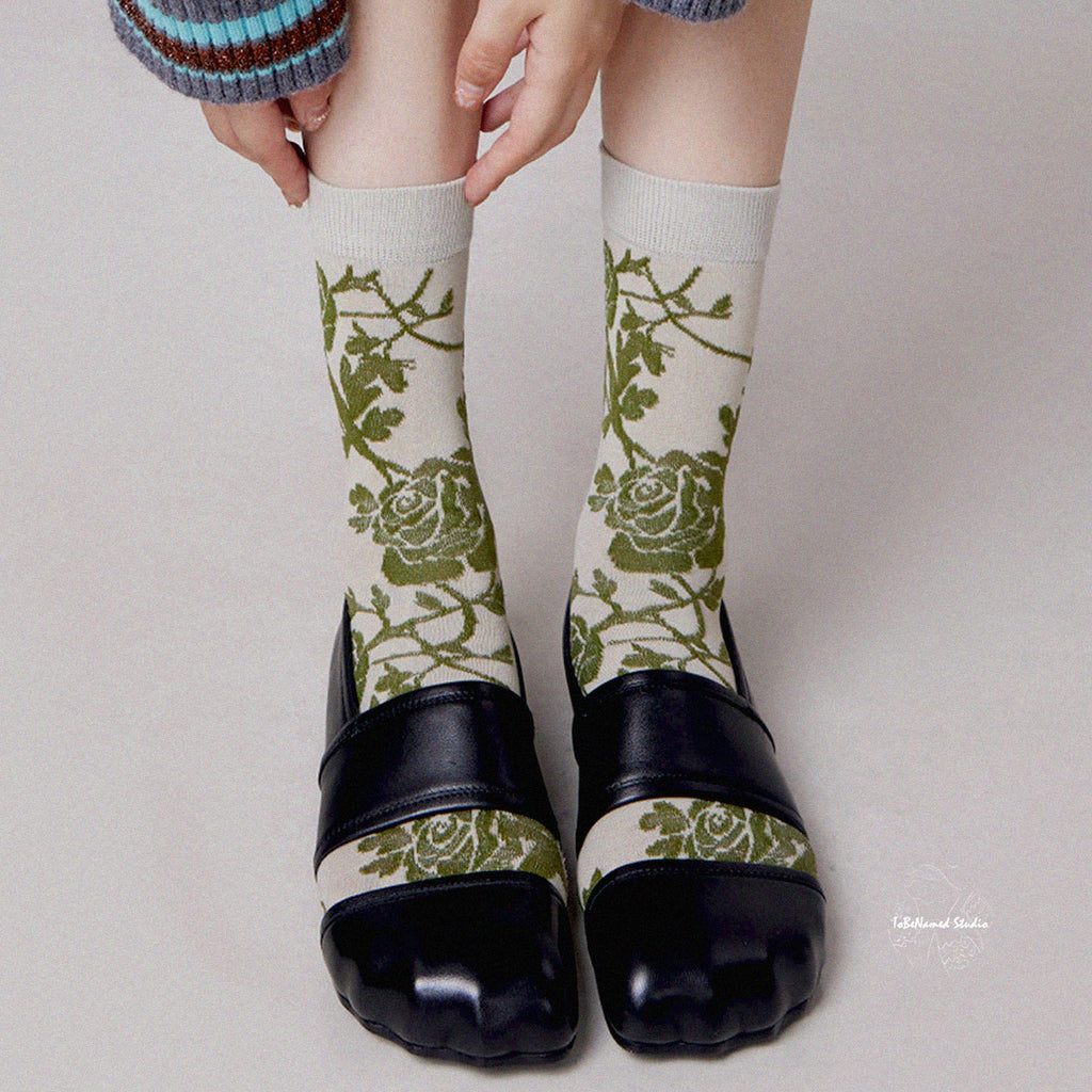 ENCHANTED VINES Socks