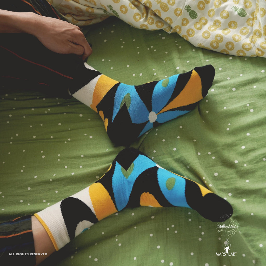 WONDER CELL Socks